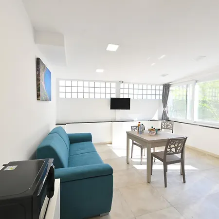 Lucia