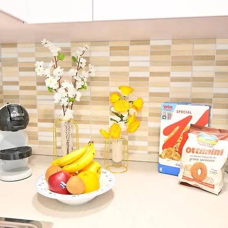 Lucia Apartamento Ísquia